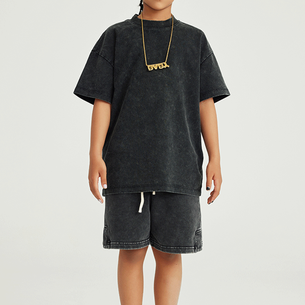 KIDZ STREETWEAR SWEATSHIRT T-SHIRT
